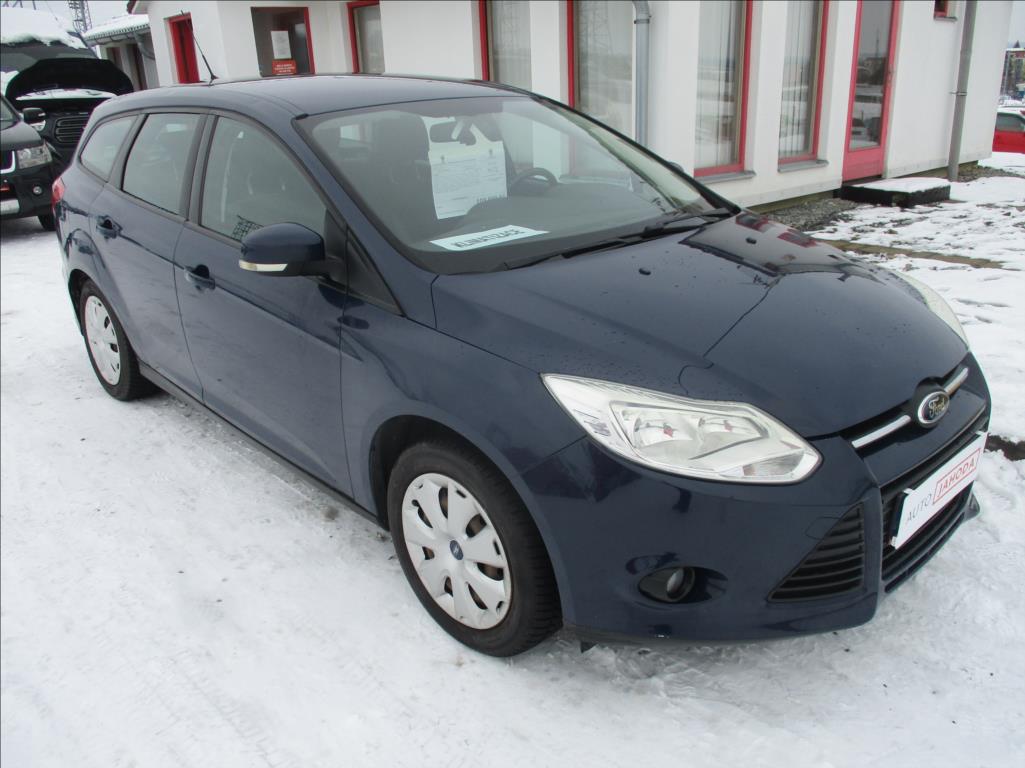 Ford Focus 1,6 i, klimatizace,serviska,CZ