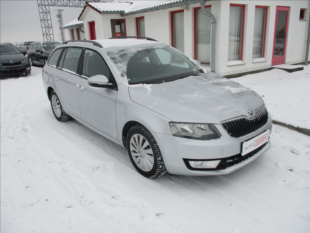 Škoda Octavia 2,0 TDI, serviska, digi klima,