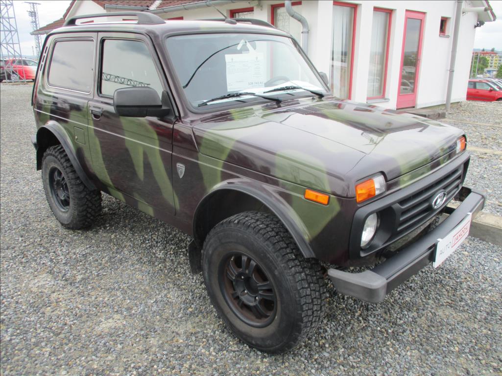 Lada Niva 1,7 i, BRONTO,4x4,klima,tažné,