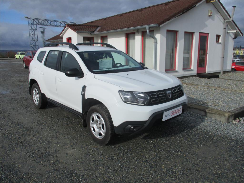 Dacia Duster 1,6 i, klima,tažné,4x4,servis,