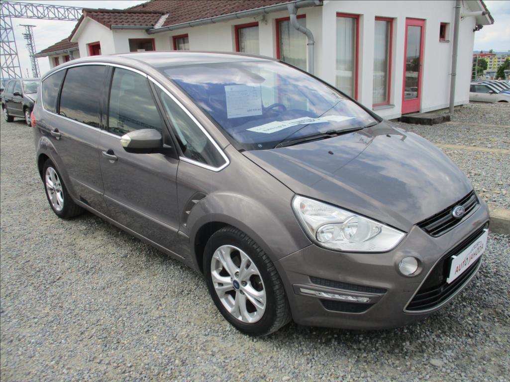 Ford S-MAX 2,0 TDCi Titanium,servis,7míst
