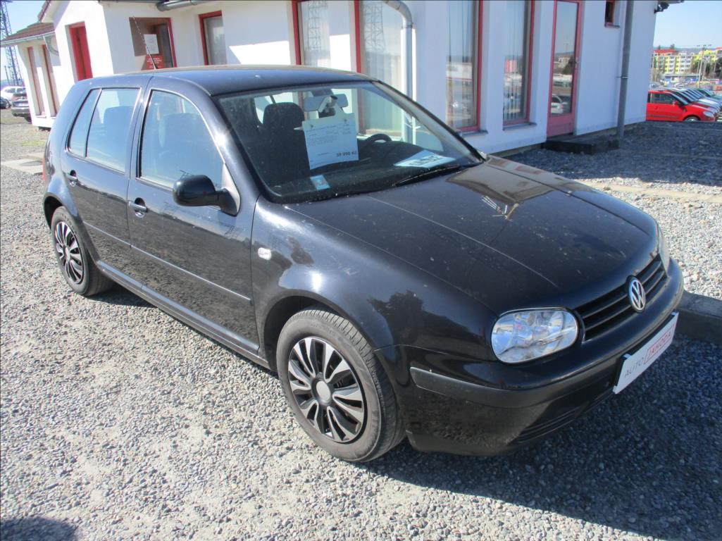 Volkswagen Golf 1,6 i, klimatizace, ABS,