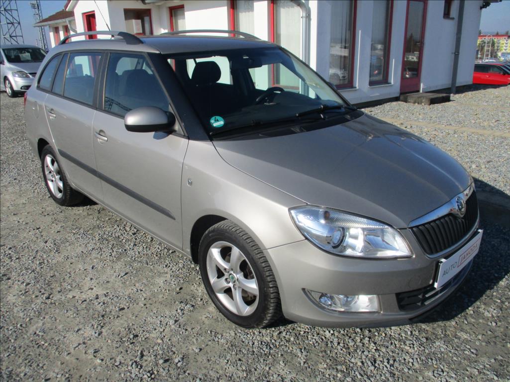 Škoda Fabia 1,2 TSi, klima,servisní knížka