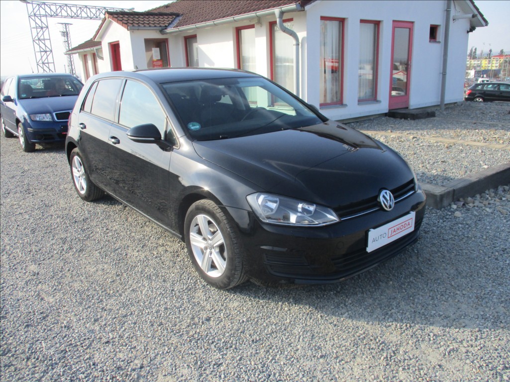 Volkswagen Golf 1,2 TSI VII, klima,navi,servis