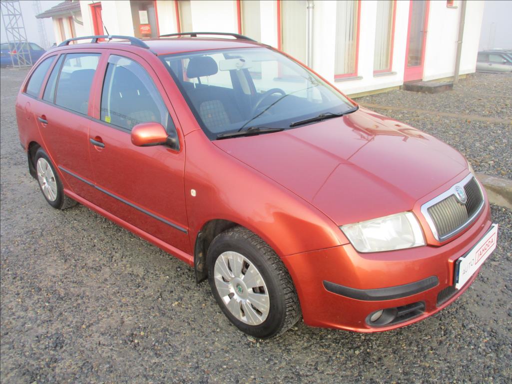 Škoda Fabia 1,2 i, klima, serviska, tažné,