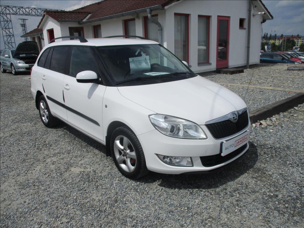Škoda Fabia 1,4 i 16v, klima,servis,tažné,