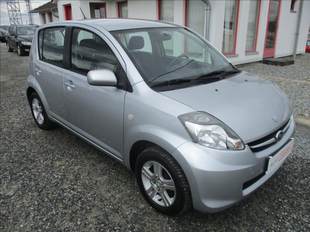 Subaru Justy 1,0 i,klima,serv.kniha,