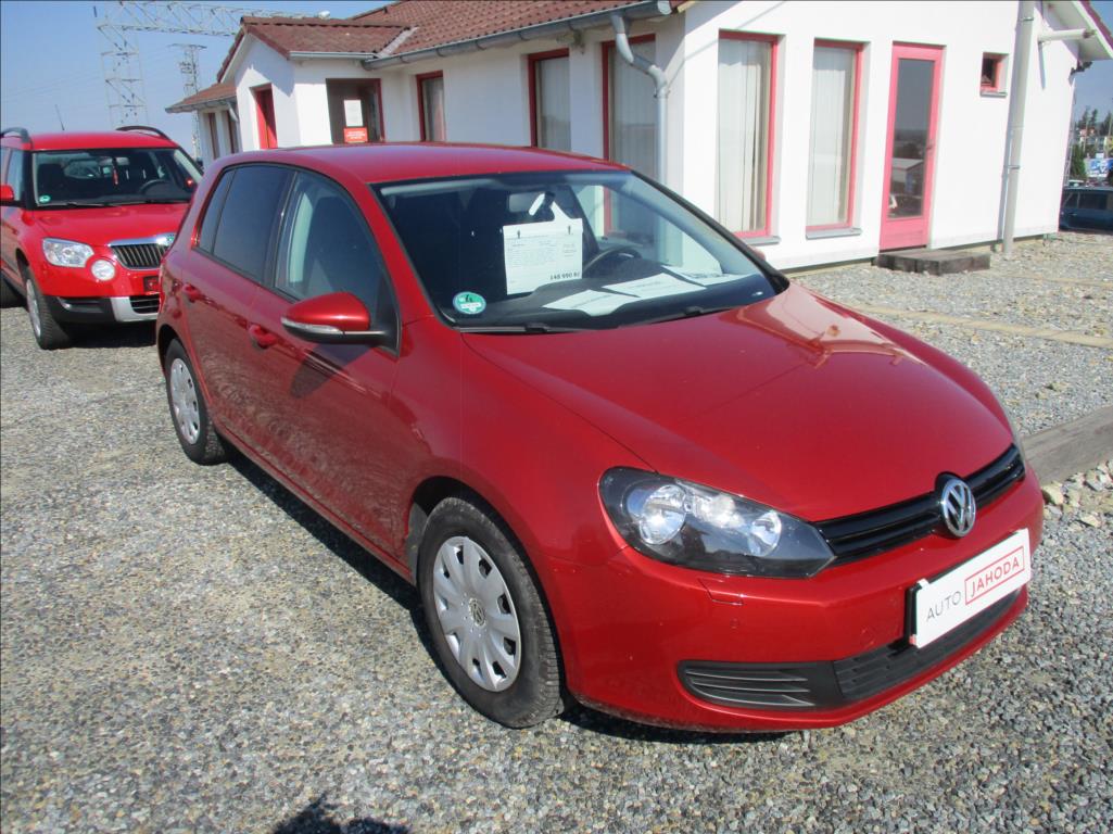 Volkswagen Golf 1,4 i 16v, aut.klima,servis,
