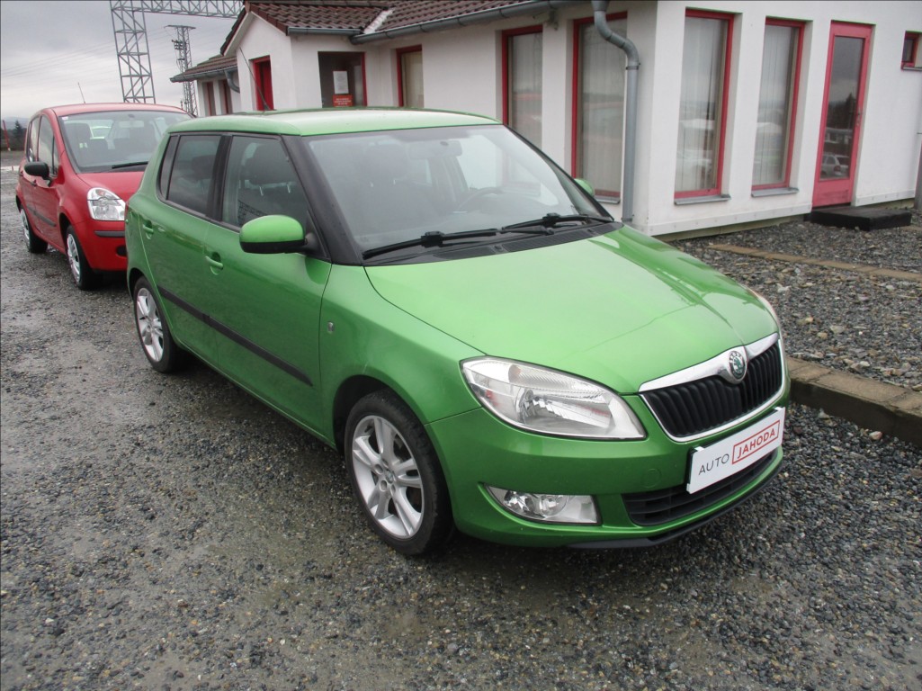 Škoda Fabia 1,2 TSI, klima, servis, Cebia,