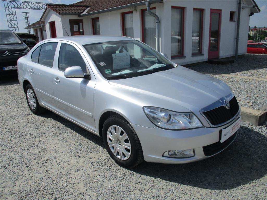 Škoda Octavia 1,4 i, klima,serv.kniha,