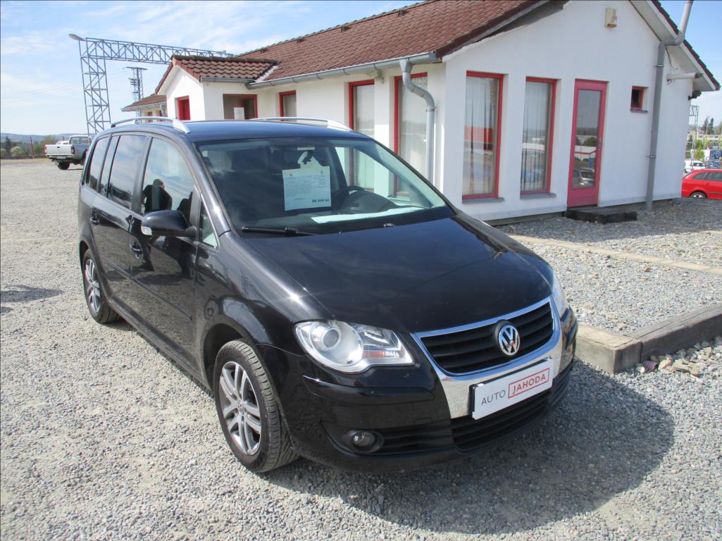 Volkswagen Touran 2,0 TDi,aut.klima,serv.kniha,