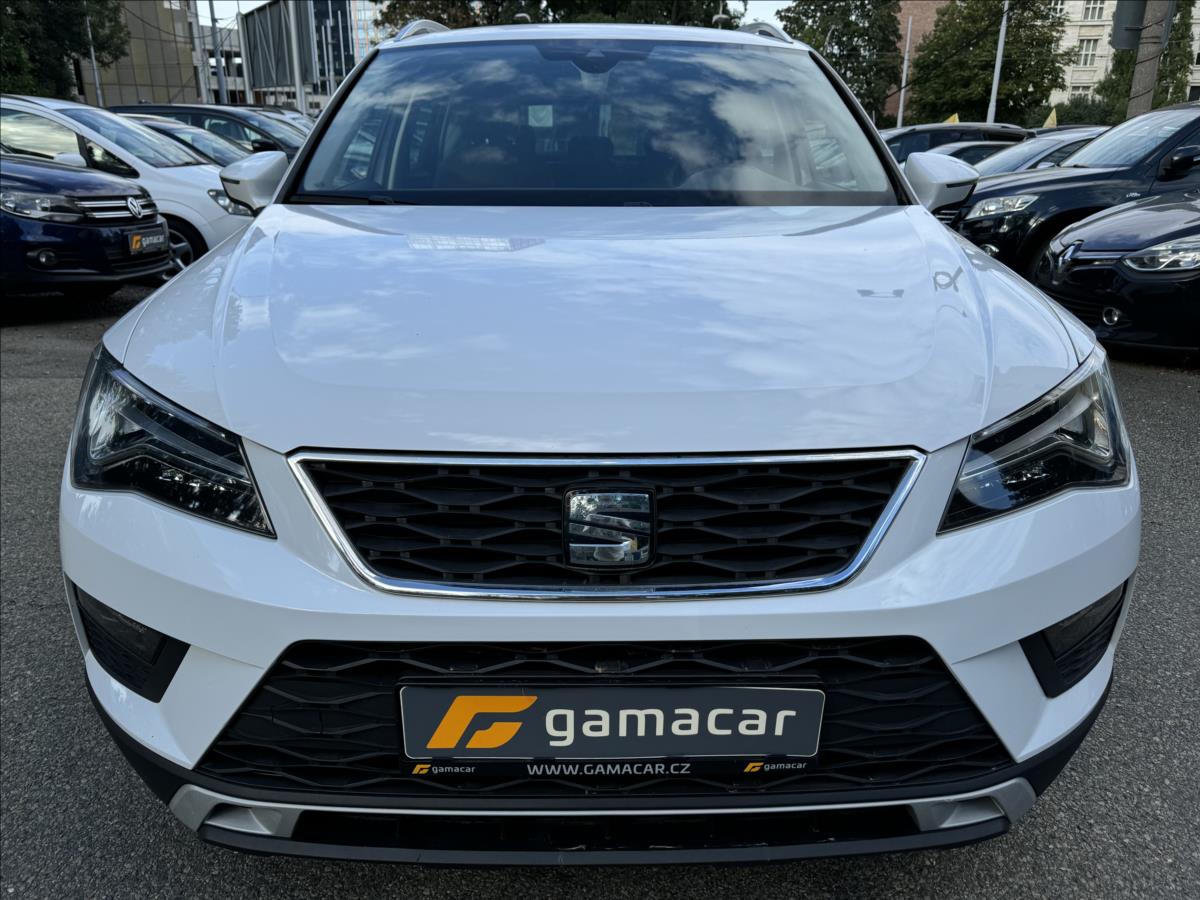 Seat Ateca 2,0 +110kw+bilá met+LIGHTING