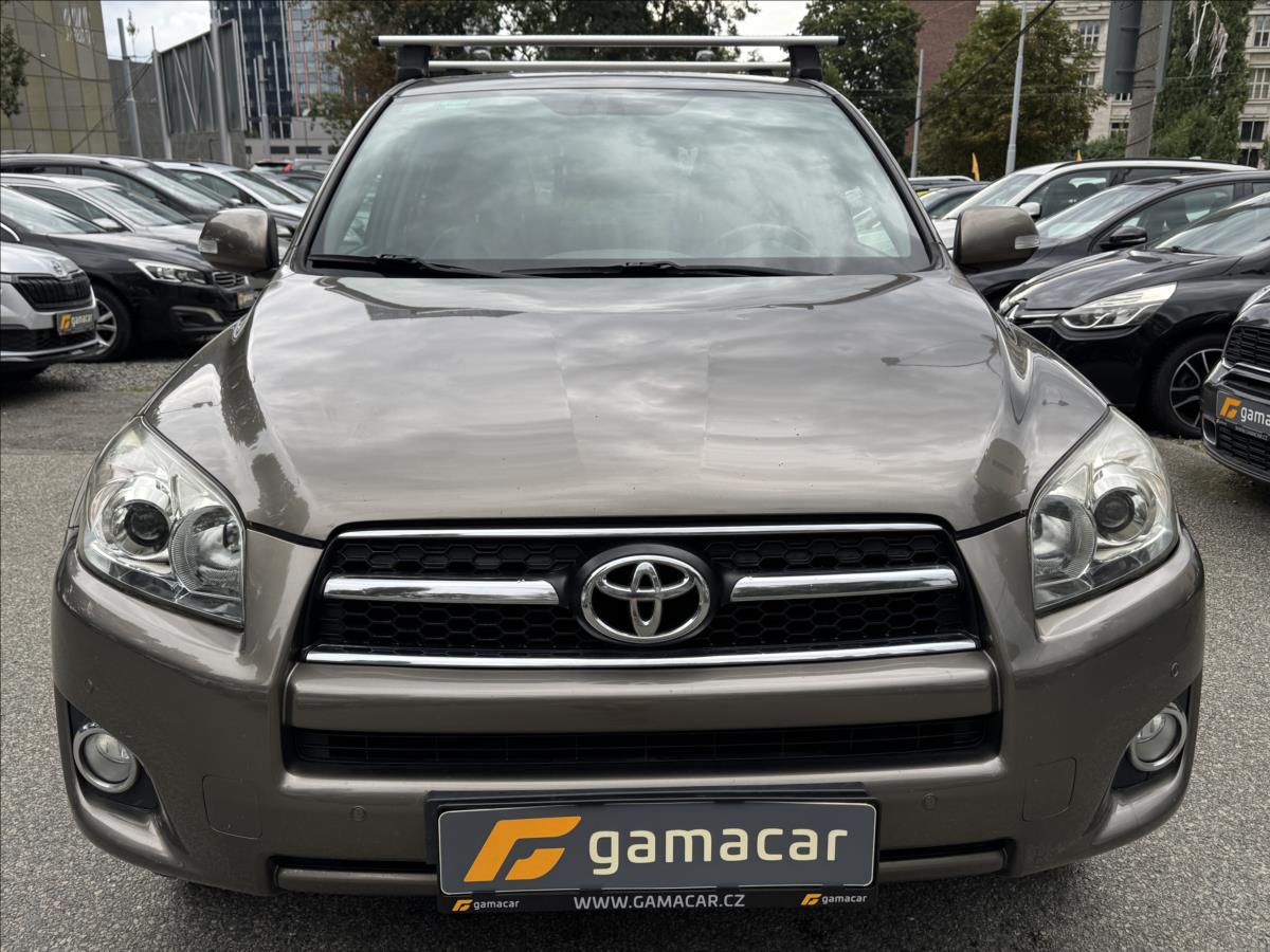 Toyota RAV4 2,2 CROSSOVER 4x4
