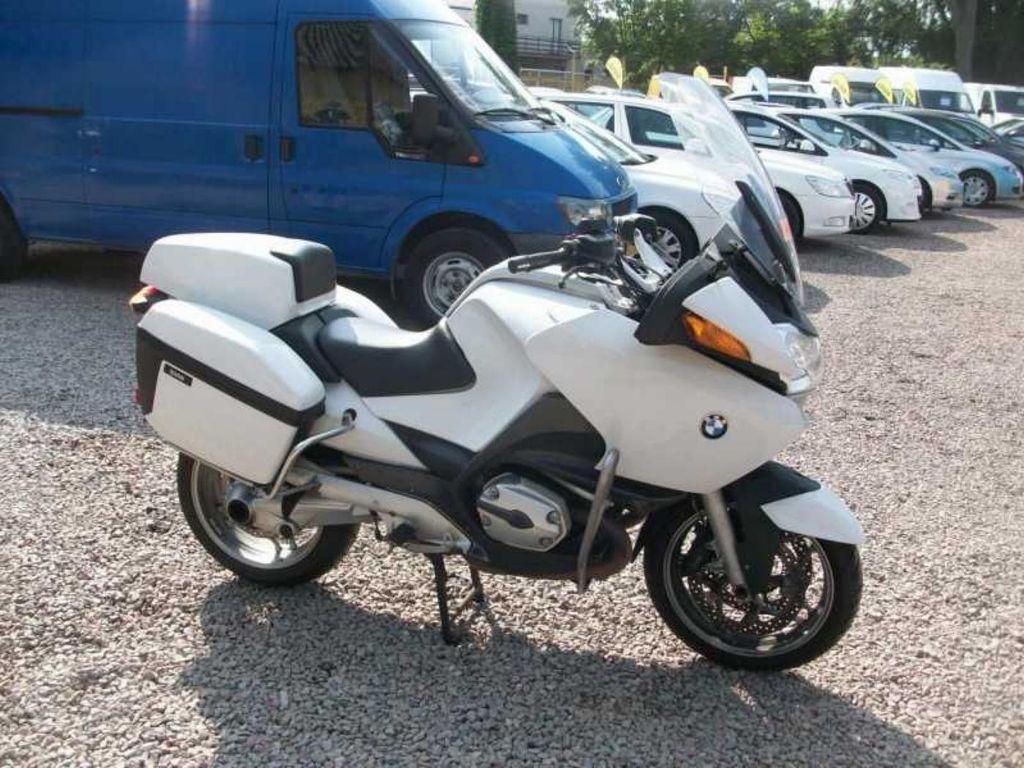 BMW (R 1200 RT)