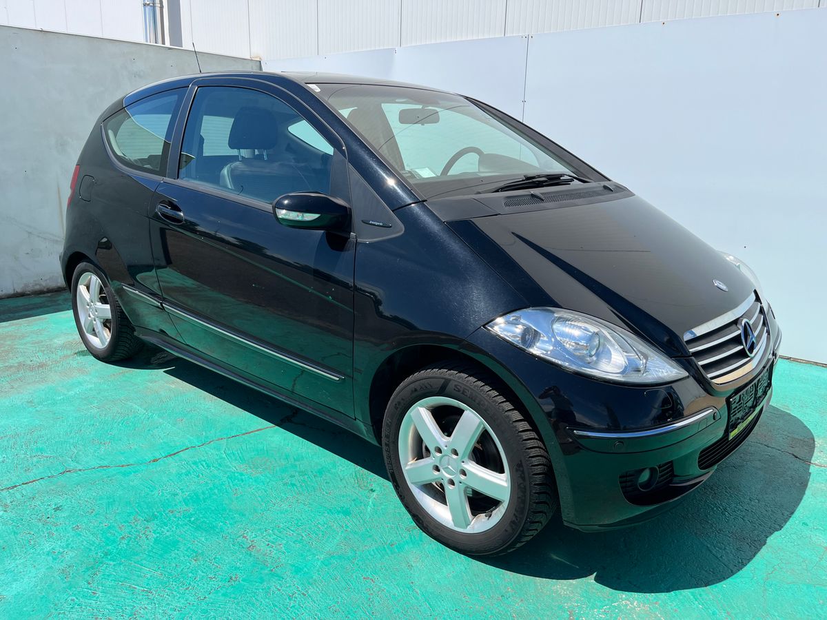 Mercedes-Benz Třídy A 1.5 Avantgarde, Klima