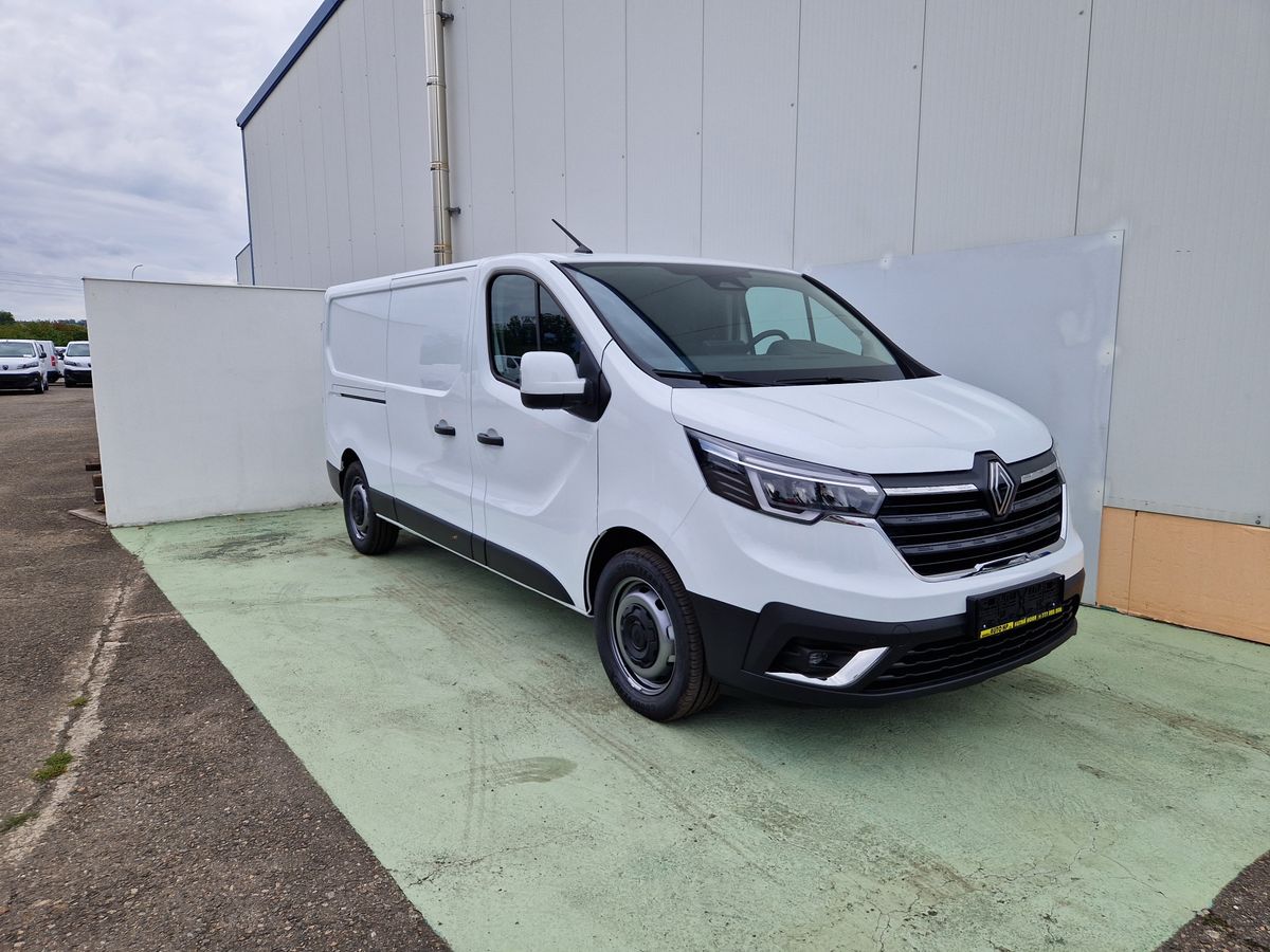 Renault Trafic 2.0dCi do 2,49t, Spaní, Topení