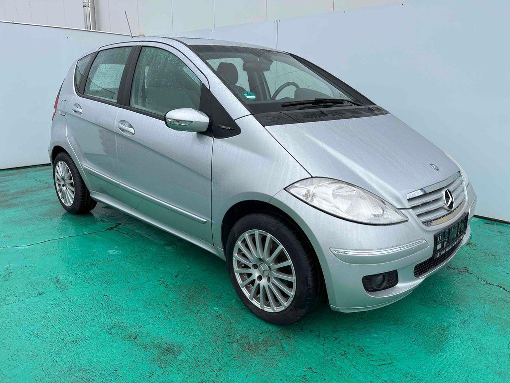 Mercedes-Benz Třídy A A 200 Elegance A/C