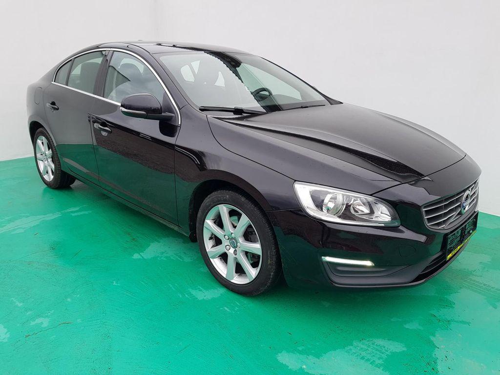 Volvo S60 2,0 D2 88kW NAVI 1.MAJ