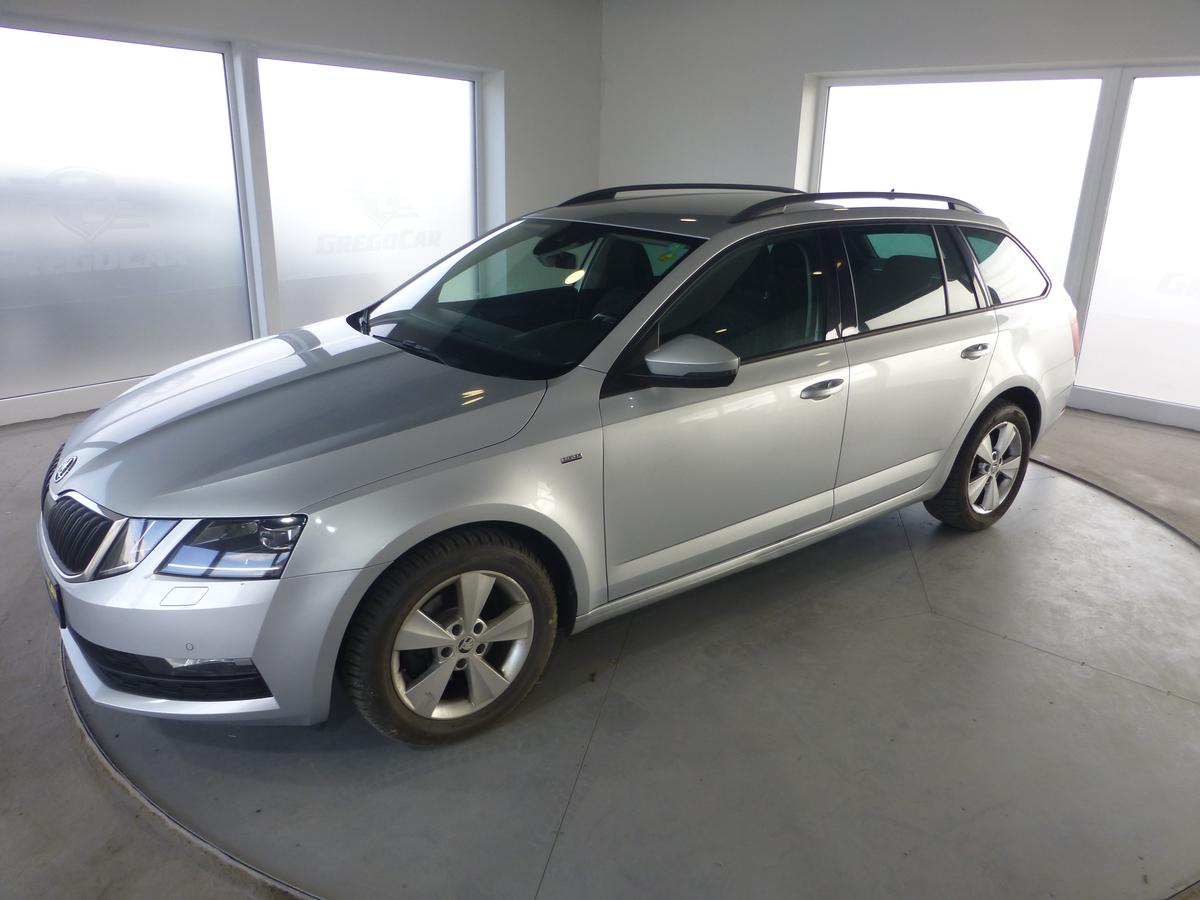 Škoda Octavia 2,0TDI*VYHŘ.SED**ALU**NAVIGACE