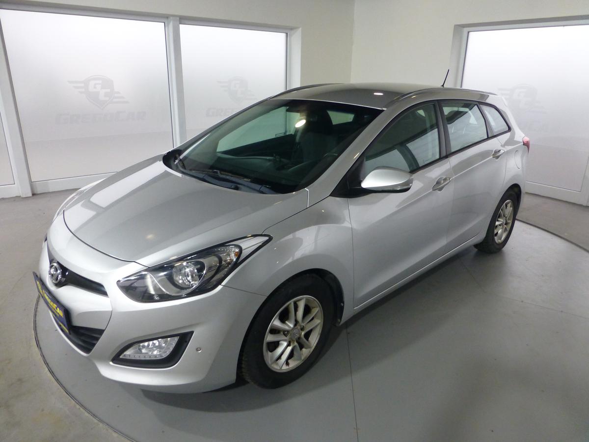 Hyundai i30 1,6CRDI*ALU**VYHŘ.SED***KAMERA
