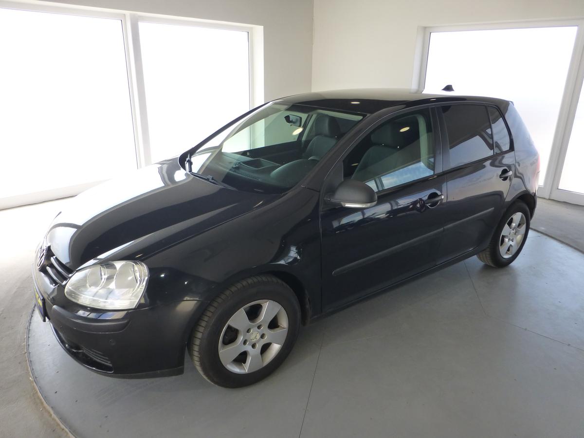Volkswagen Golf 1,4TSI-90KW*PARK.S*NAVIGACE