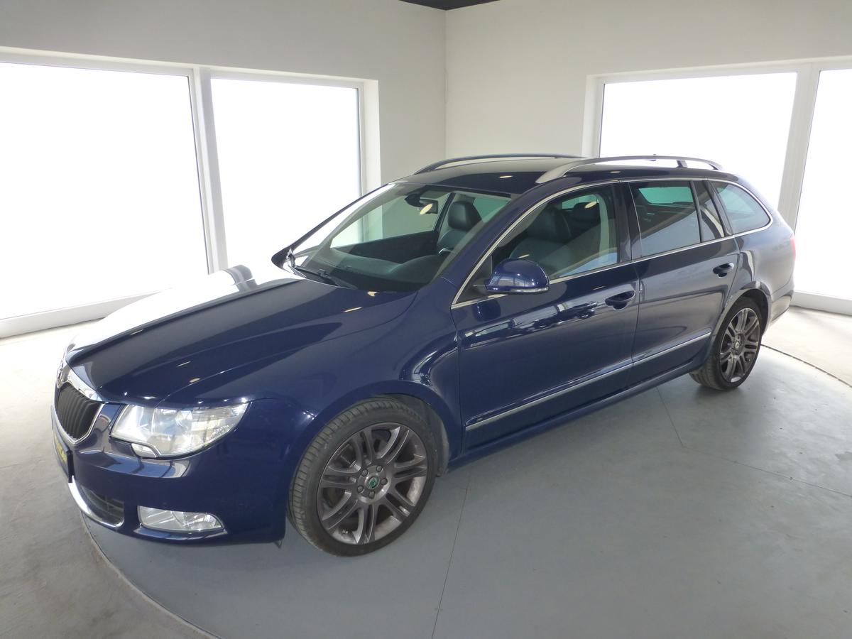 Škoda Superb 2,0TDI*VYHŘ.S*NAVIGACE*XENONY