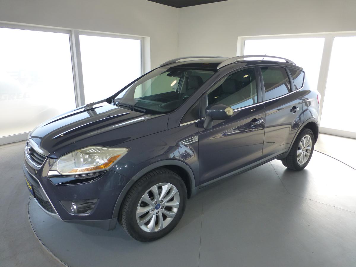 Ford Kuga 2,0TDCI-120KW*VYHŘ.S*PANOR*4X4