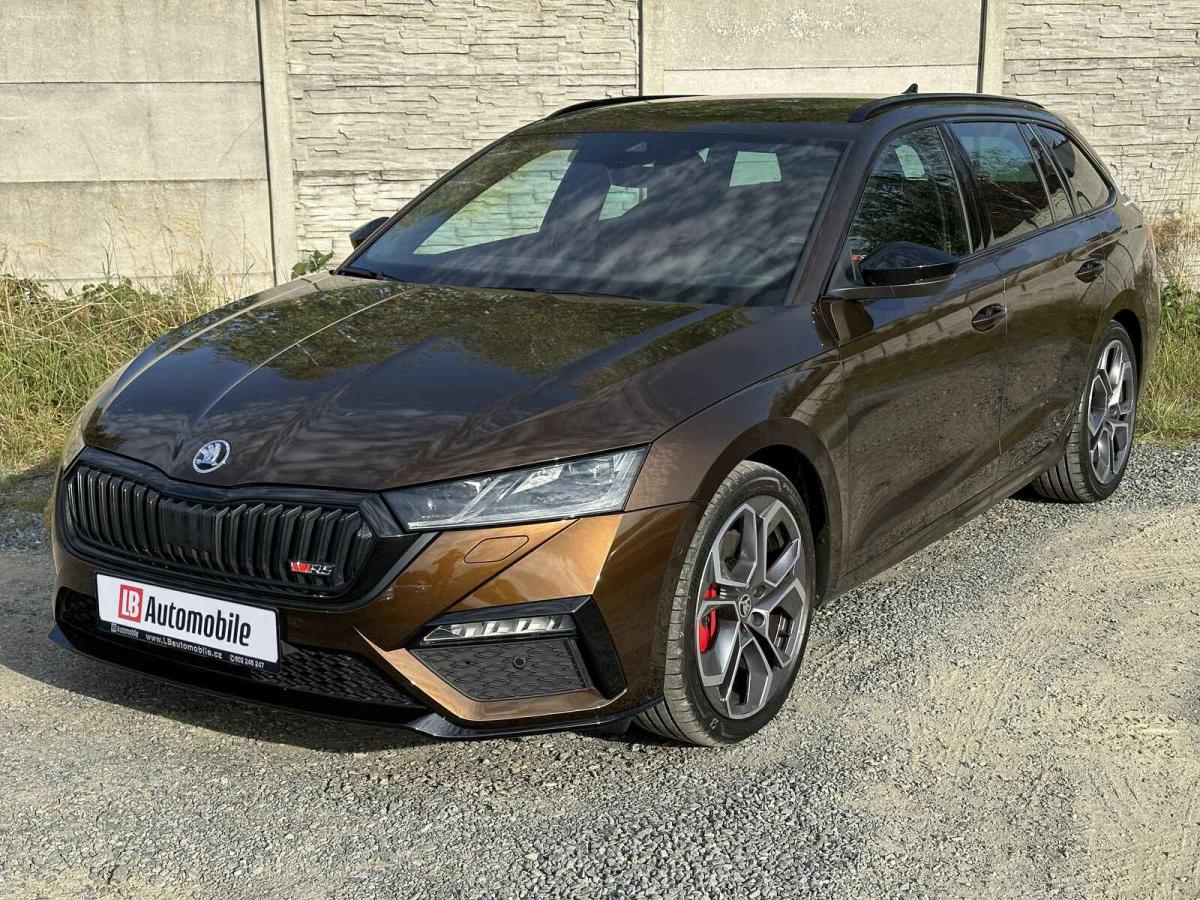 Škoda Octavia Combi RS 2.0TSi DSG Matrix-LED