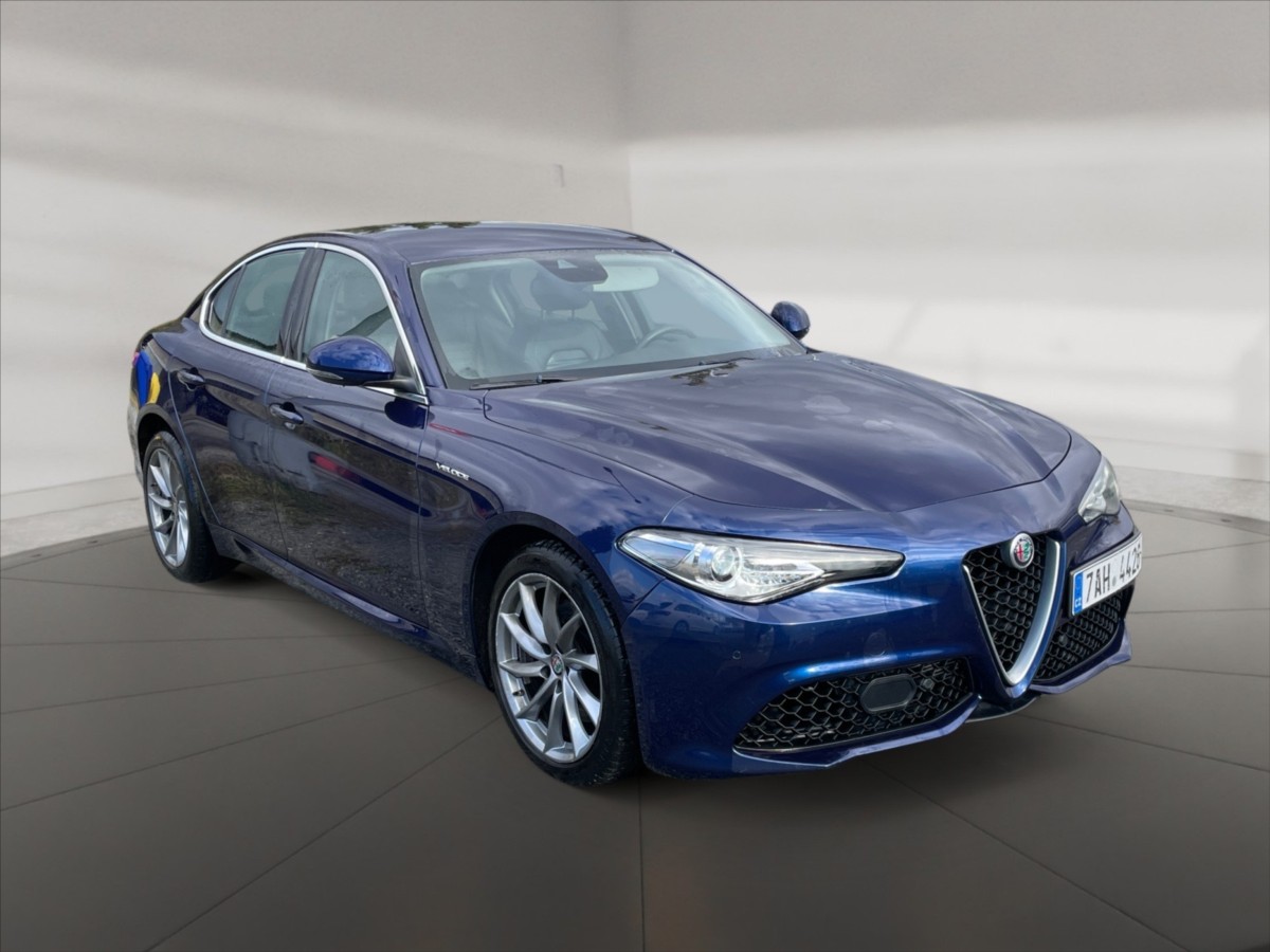 Alfa Romeo Giulia 2,1 Veloce AWD AT