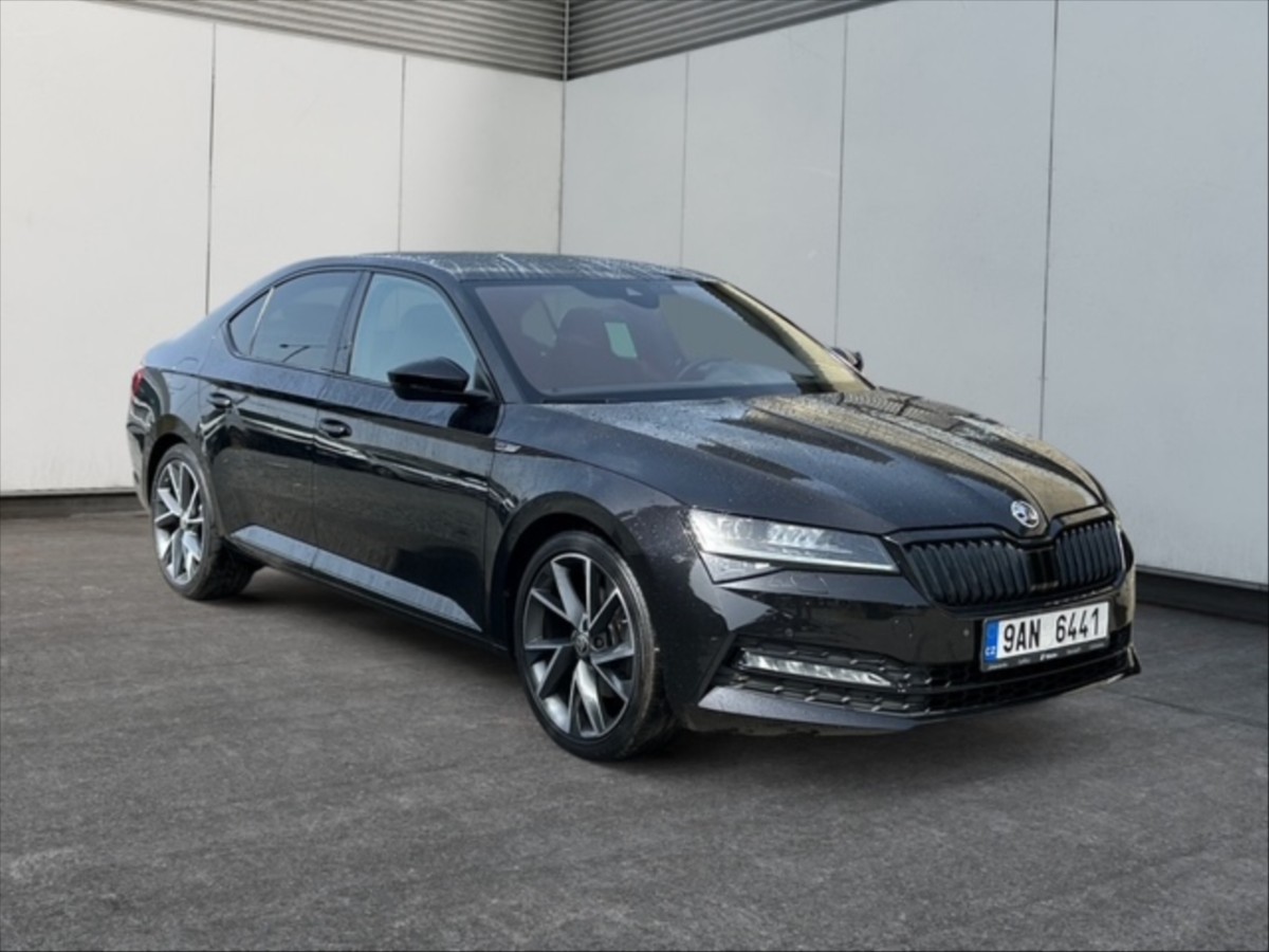 Škoda Superb 1,5 TSI 110 Sportline DSG