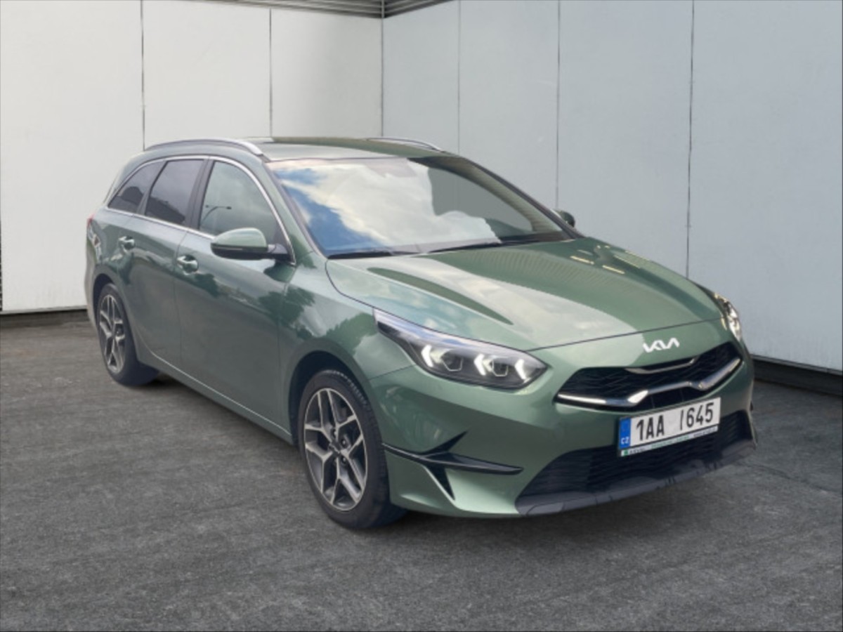Kia Ceed 1,5 TGDI Top AT
