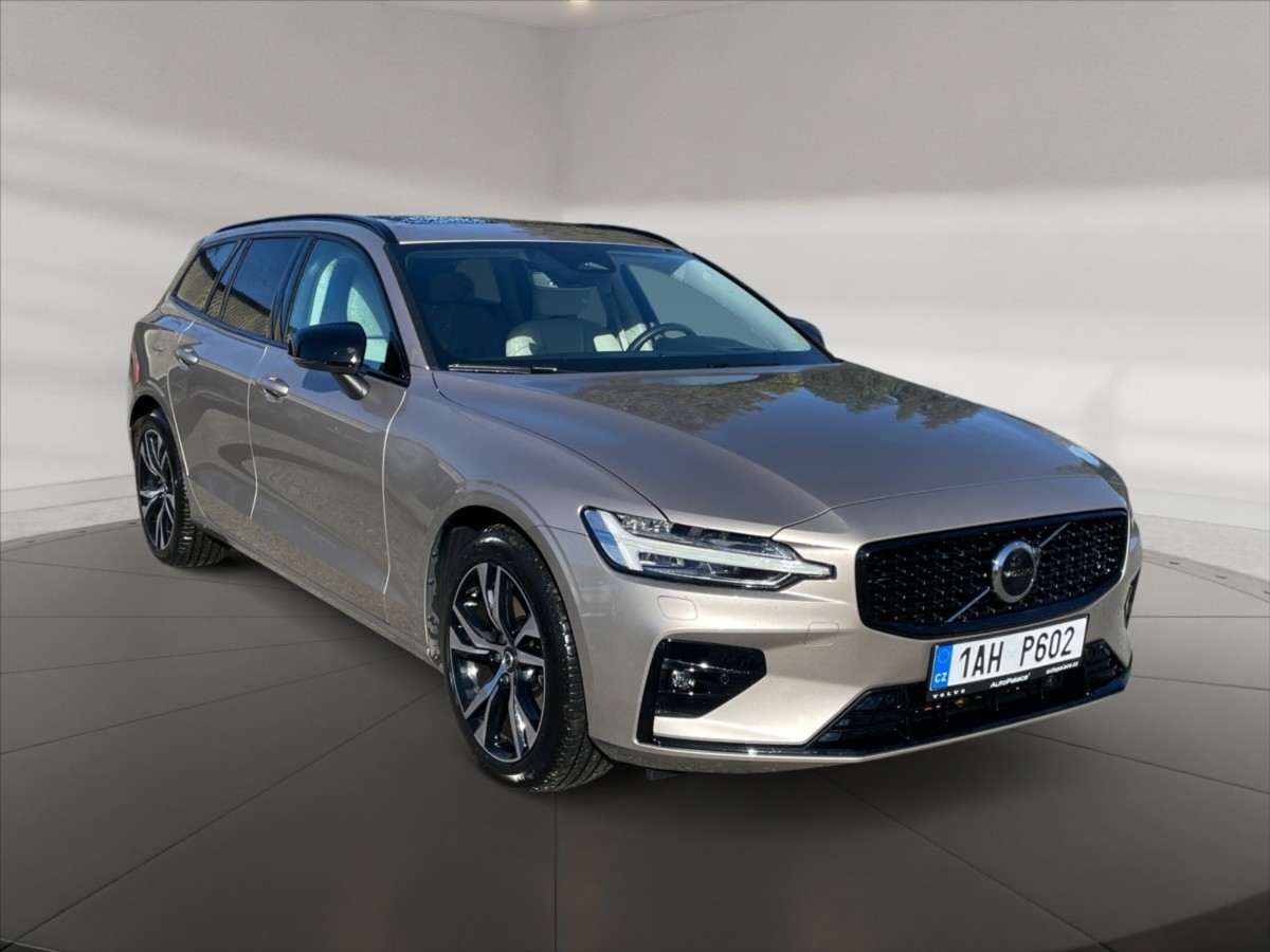 Volvo V60 2,0 B4 Ultra Dark AT