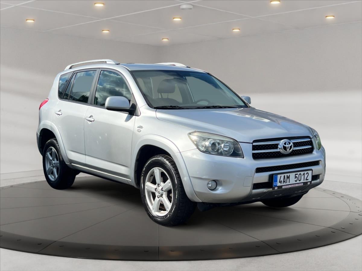 Toyota RAV4 2,2 D-CAT 180 Sol 4x4