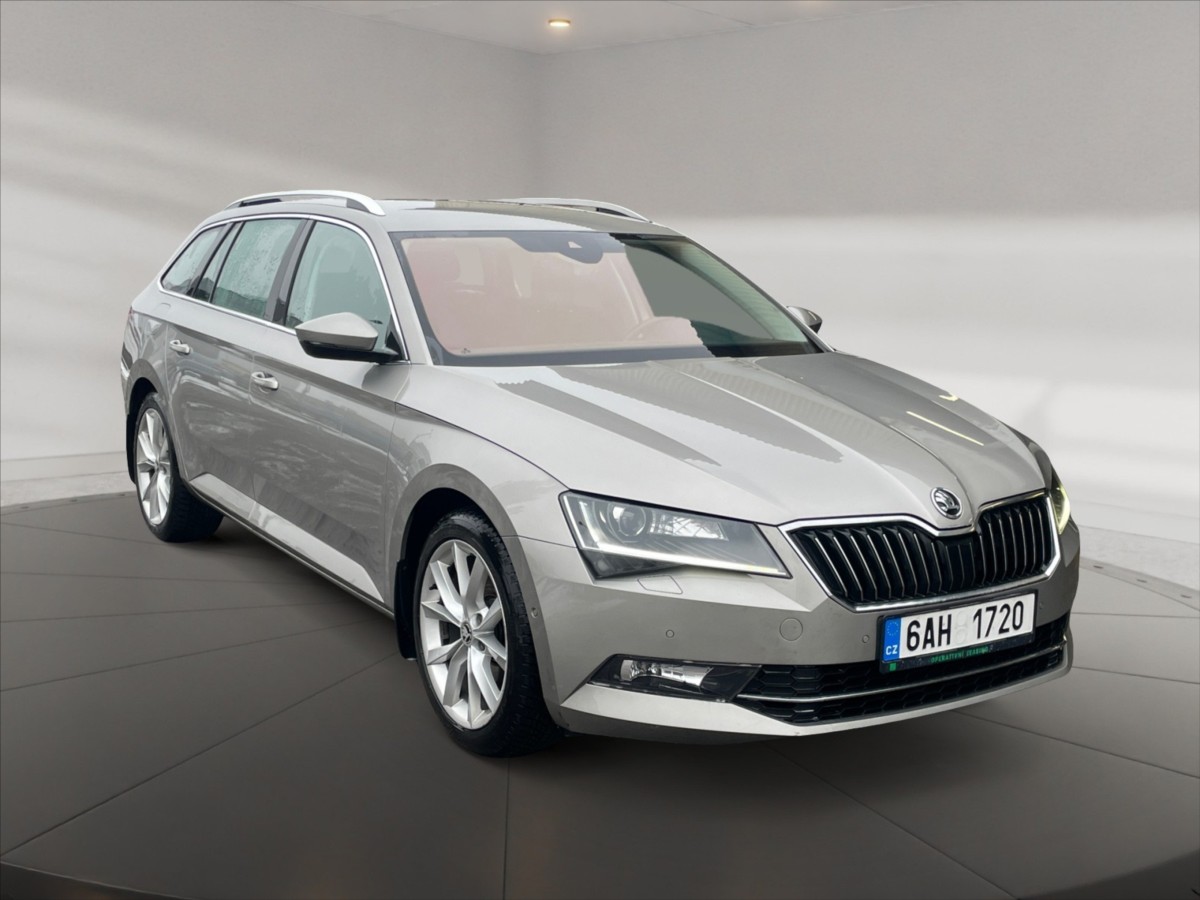 Škoda Superb 1,8 TSI 132 Style DSG