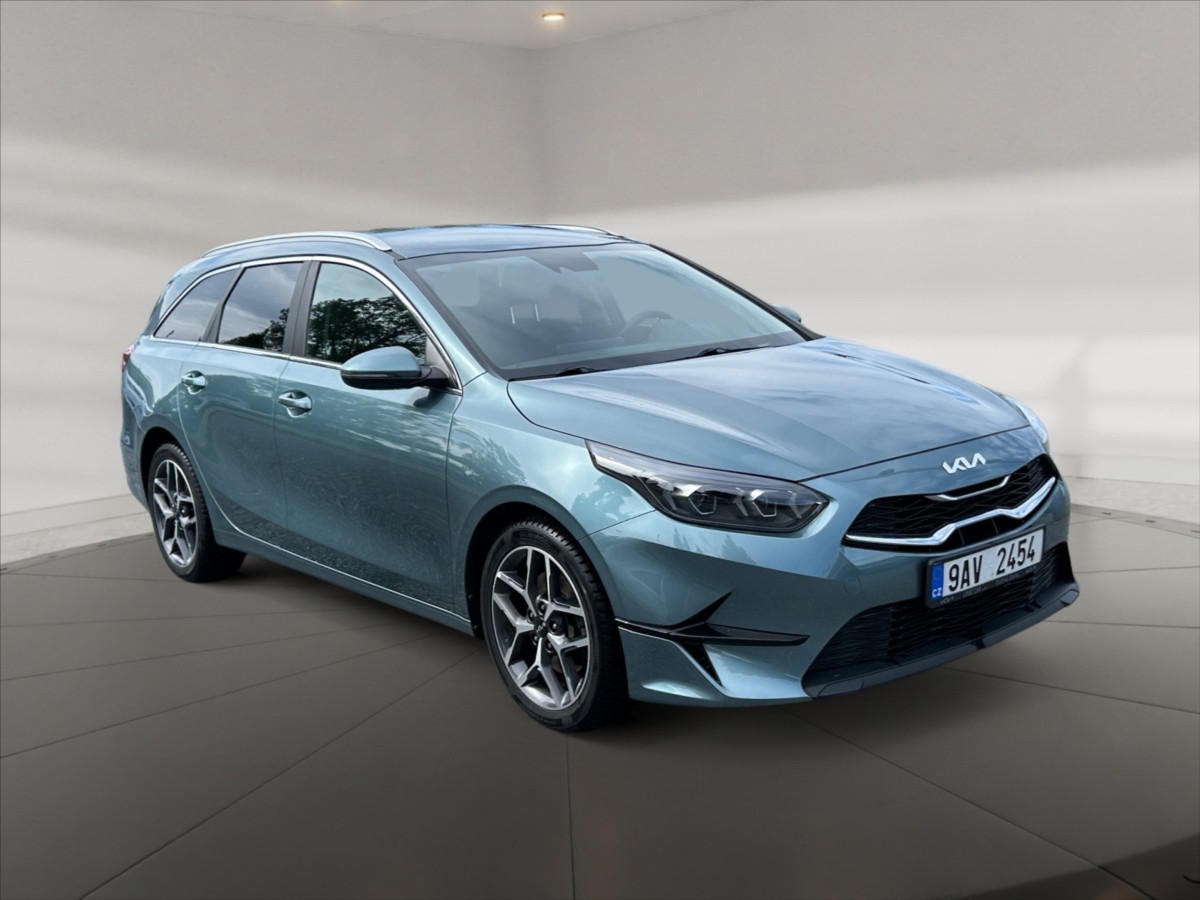 Kia Ceed 1,5 T-GDI 118 Top AT