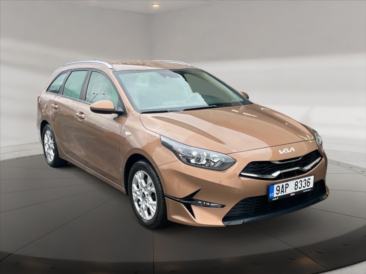 Kia Ceed 1,5 T-GDI 118 Spin AT