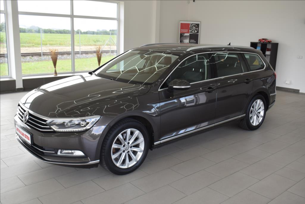 Volkswagen Passat 1,4 TSi, HIGHLINE, FULL LED,
