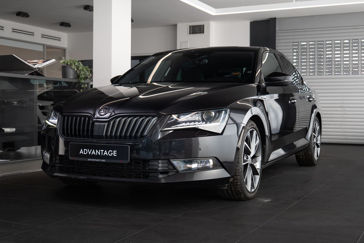Škoda Superb Sportline 2.0TDI DSG/Carbon