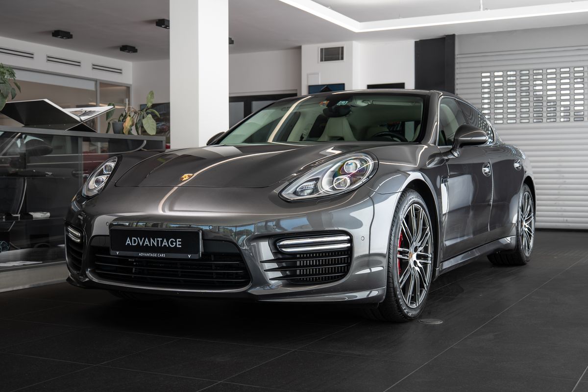 Porsche Panamera Turbo