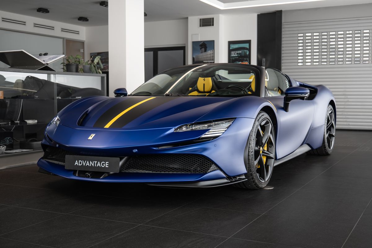 Ferrari SF90 Spider Tailor Made