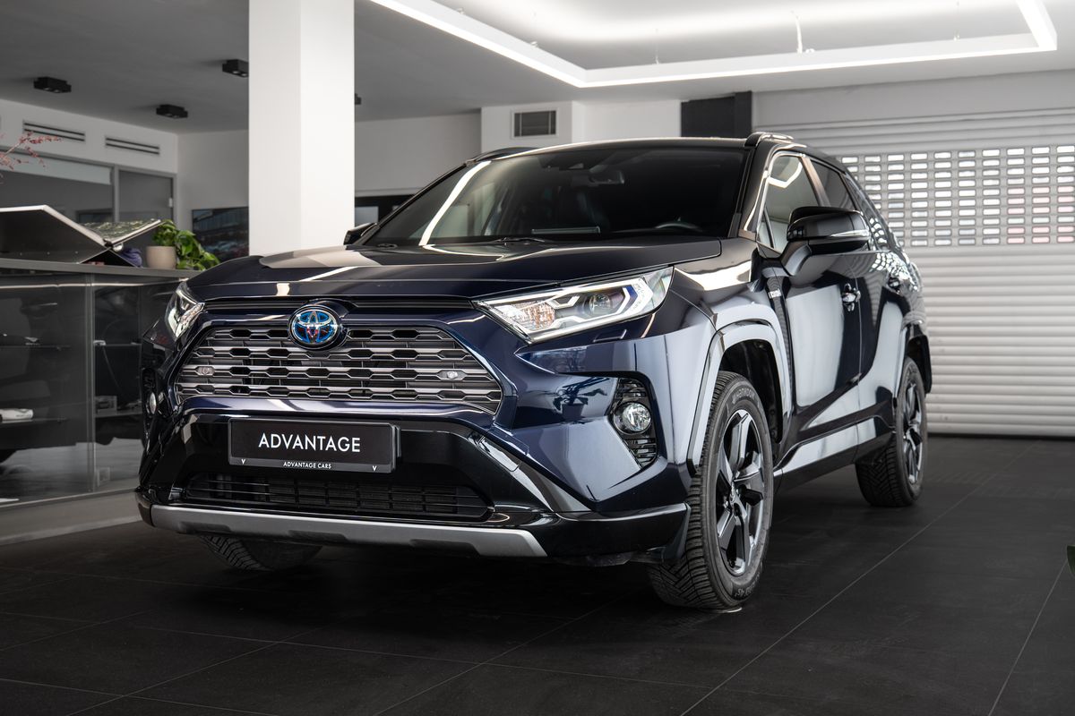 Toyota RAV4 Kamera/LED/Vyhřívaná sedadla v