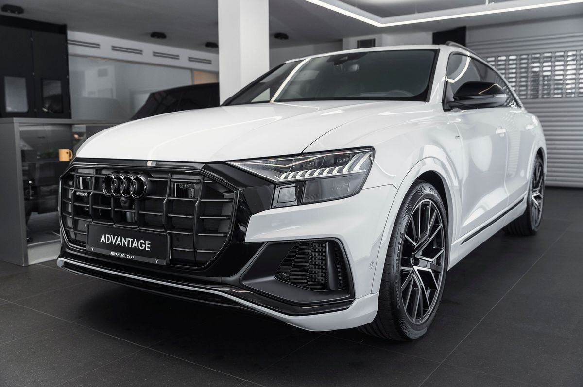Audi Q8 55 TFSI quattro S line/4zóny/H