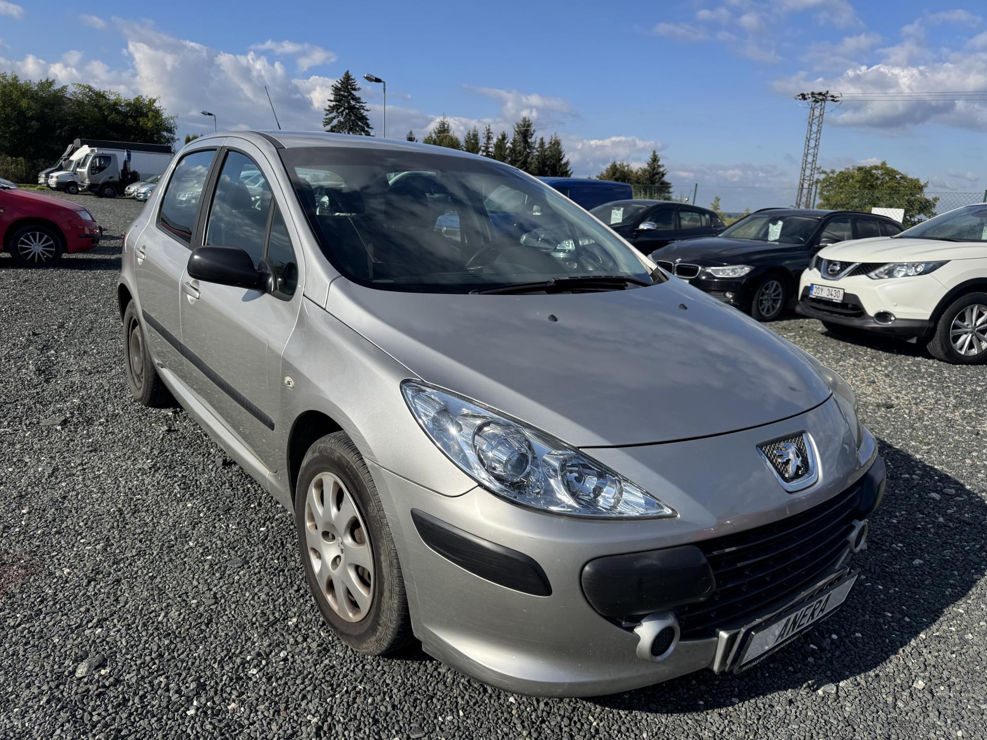 Peugeot 307 1.6i, 80 kw, NOVÁ TK DO 10/27