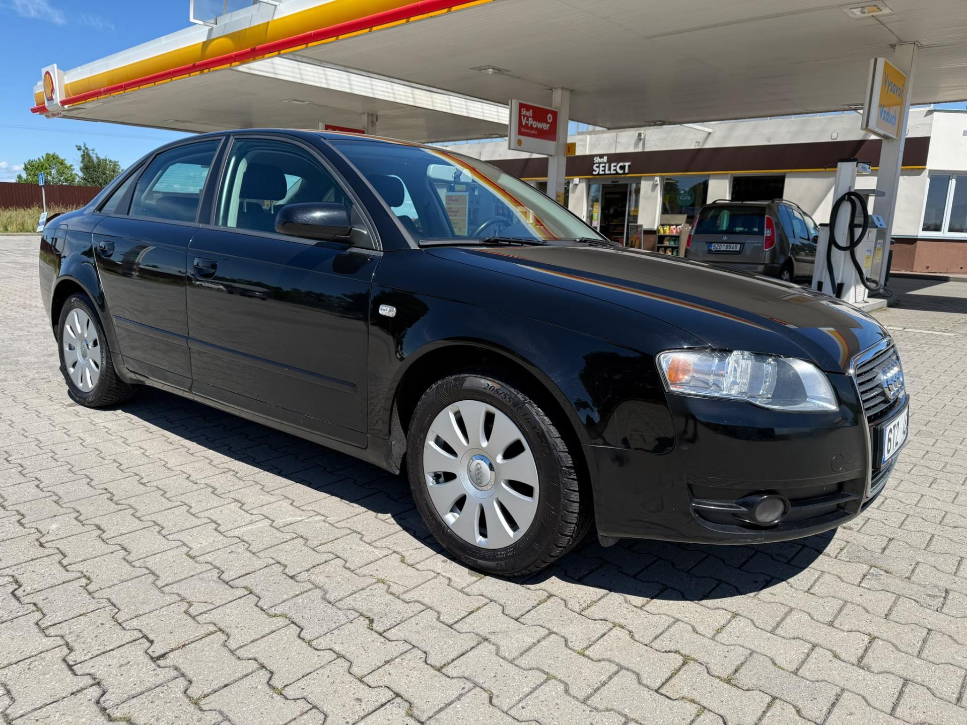 Audi A4 2,0 TDI automat