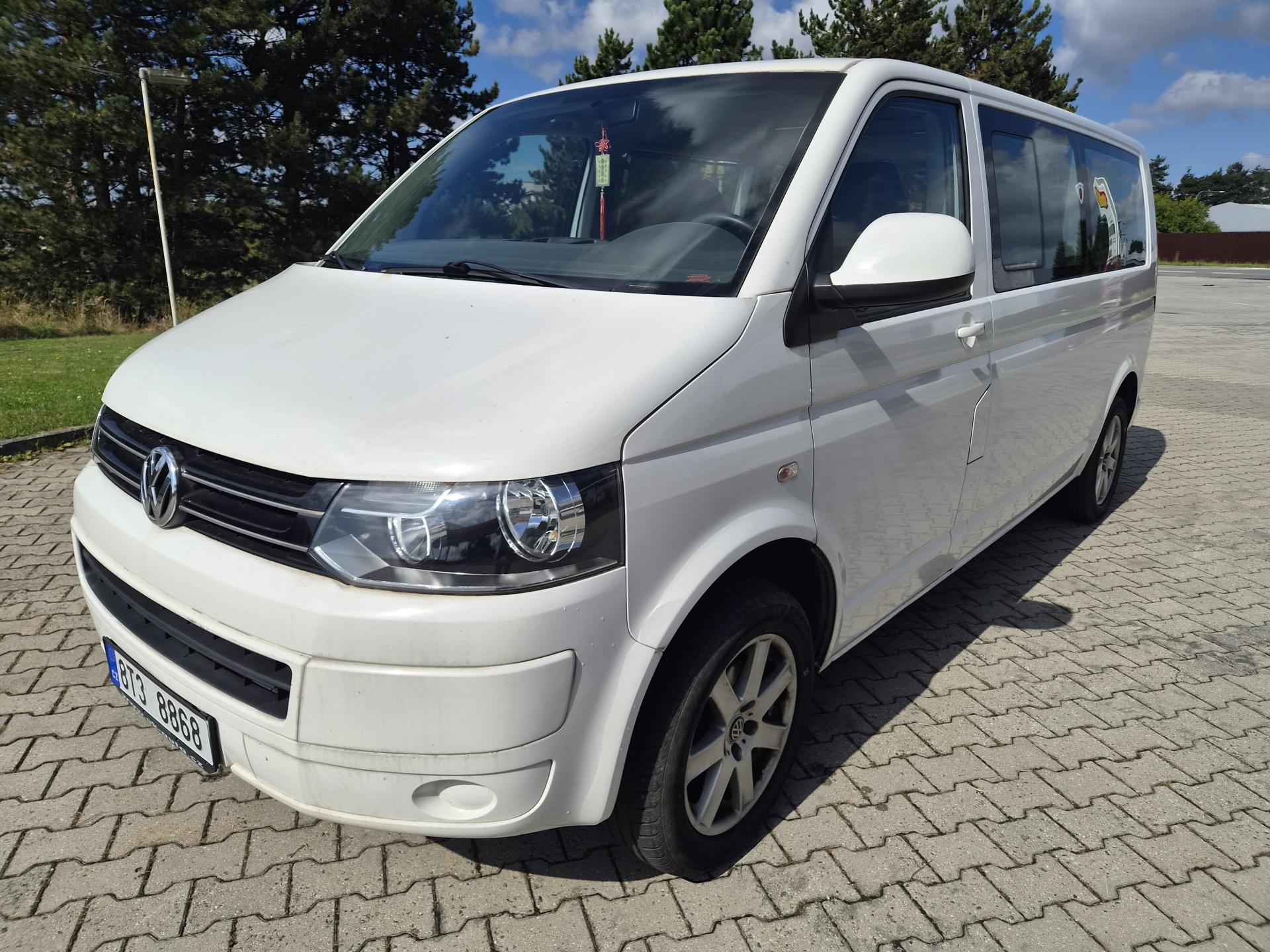 Volkswagen Caravelle 2,0 TDI