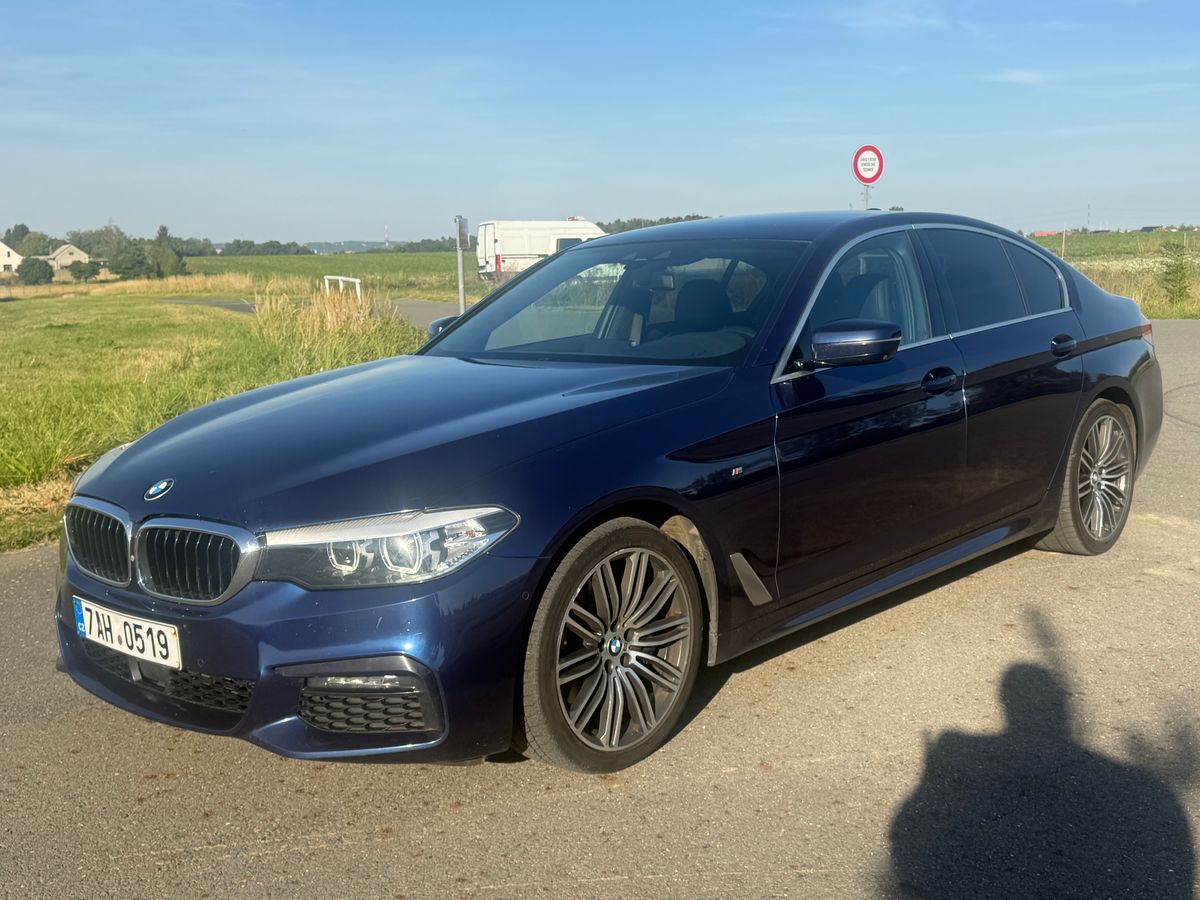 BMW Řada 5 X DRIVE PLNÁ VÝBAVA ODPOČET DP