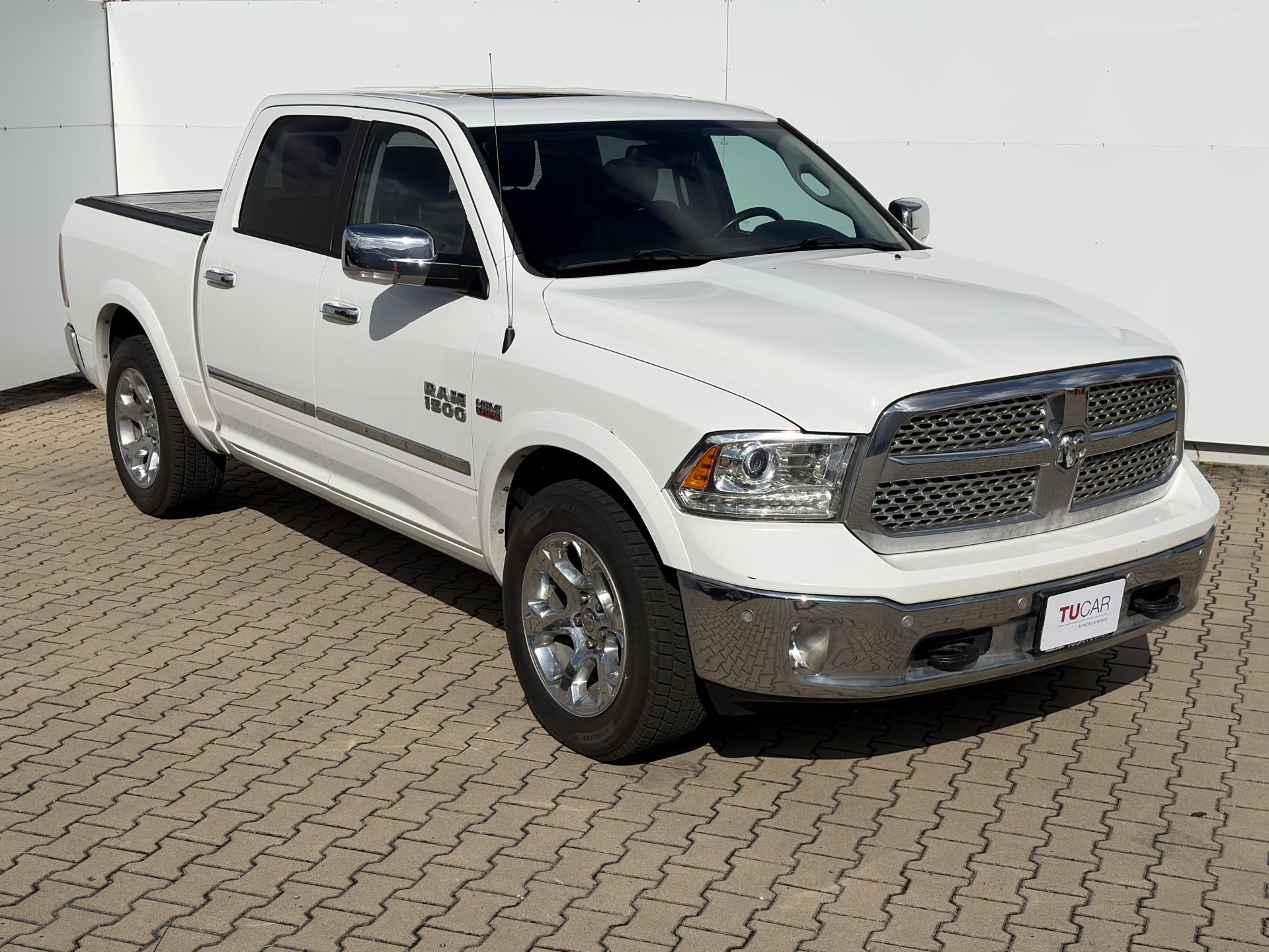 Dodge RAM 1500 Laramie V8 HEMI