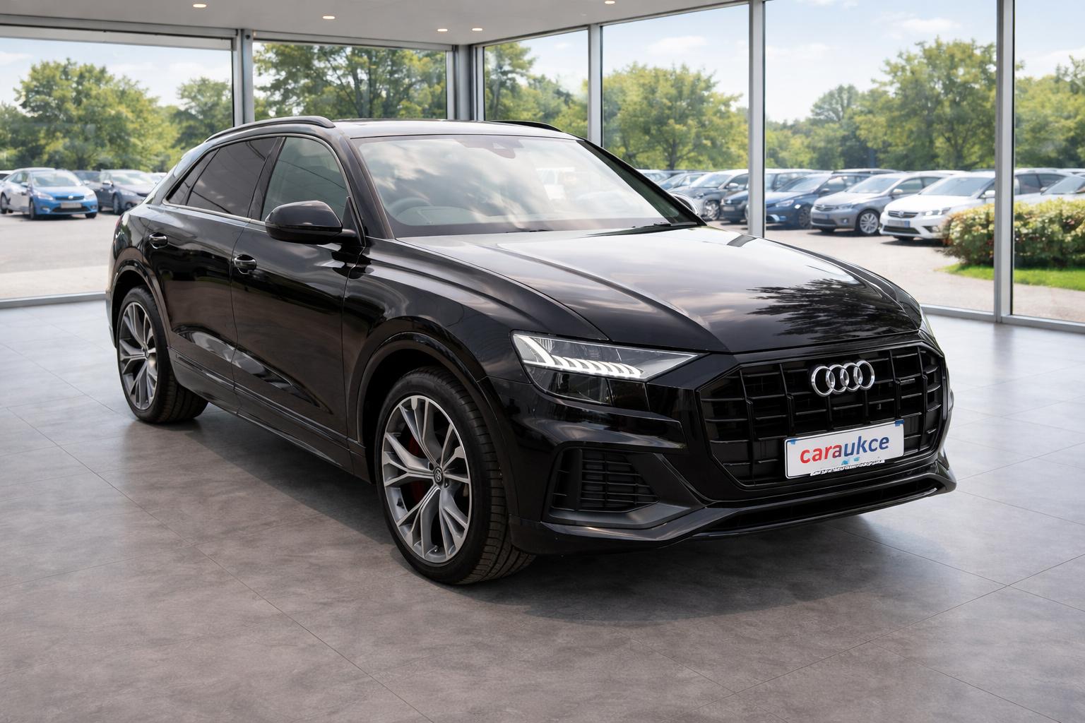 Audi Q8 3,0TDi 4x4,AT,S-LINE,ČR,TZ