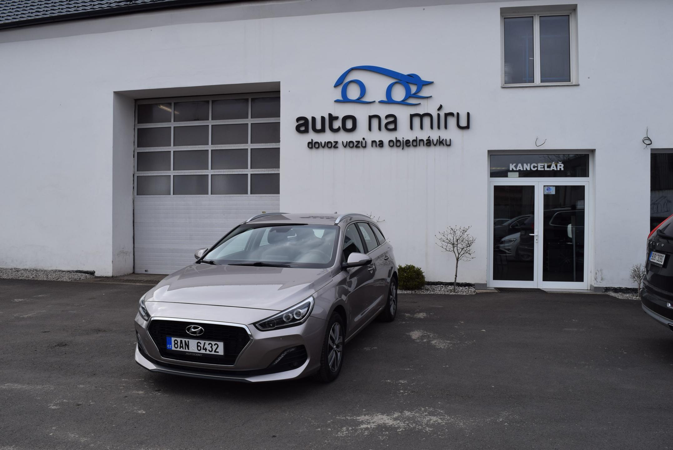 Hyundai i30 1.6CRDi 85kw STYLE 7°AUTOMAT