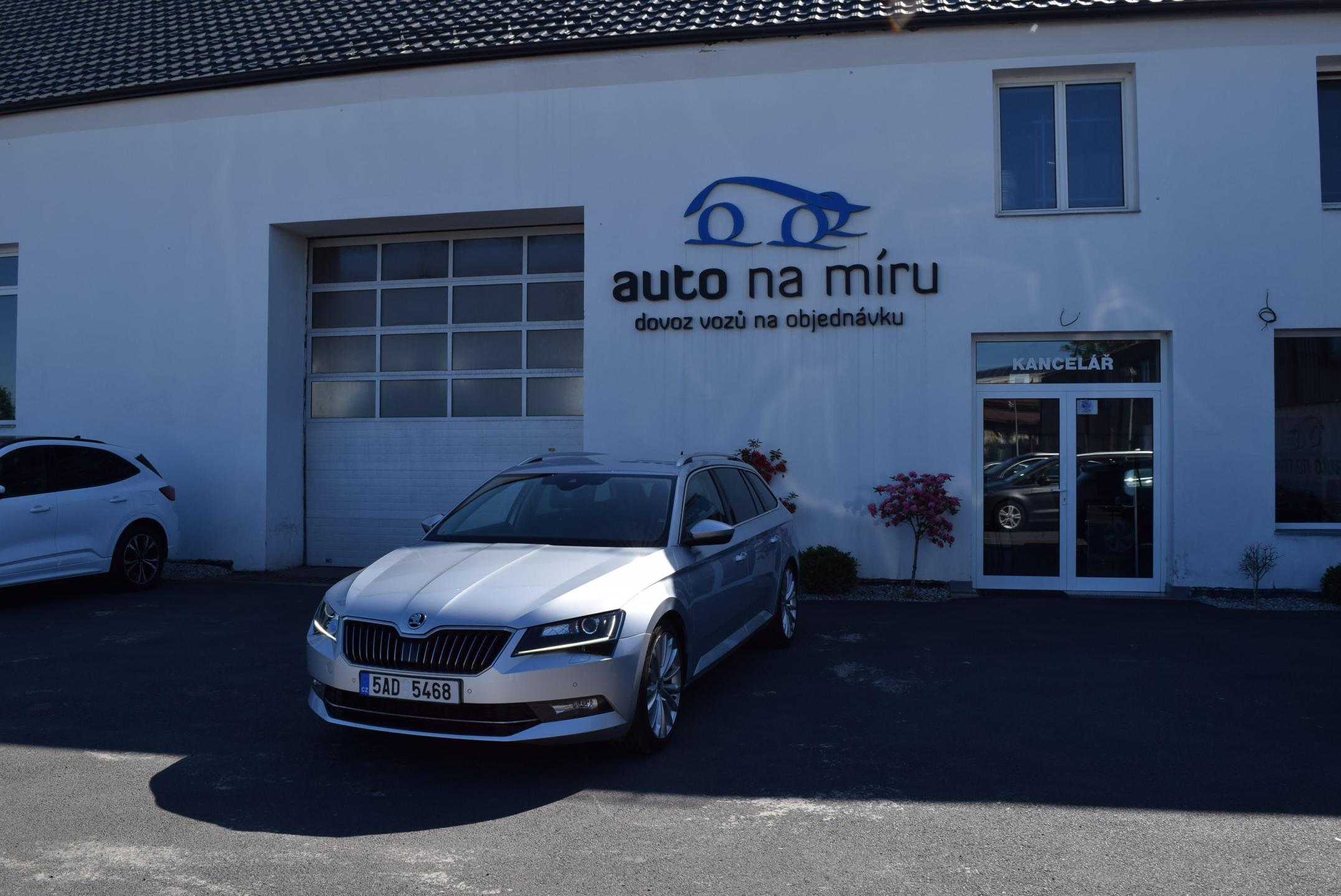 Škoda Superb 2.0TDI 140kw DSG "L&K" BI-XEN